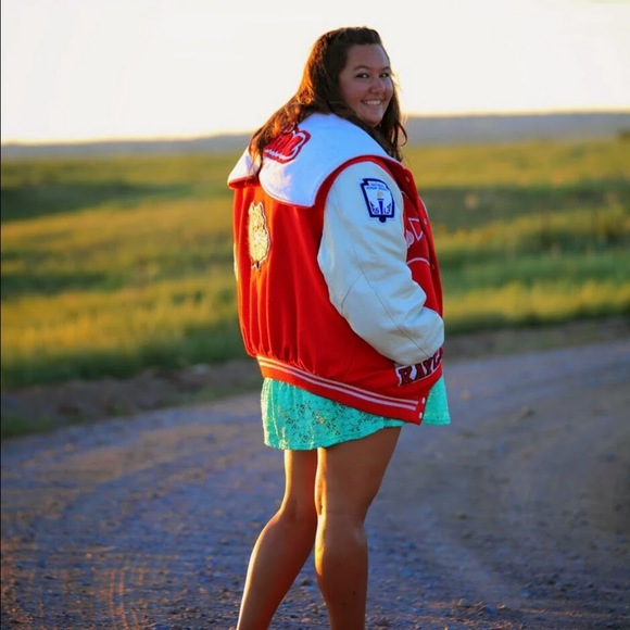 Meet your Posher, Kayla - Picture 1 of 1